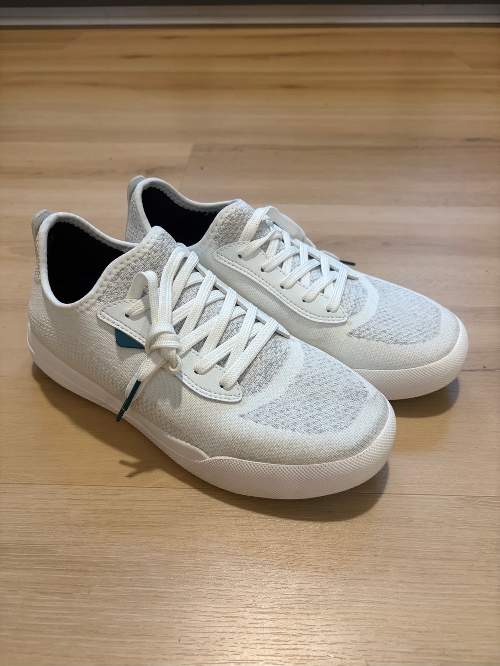 Vessi Weekend 1.5 Women's White Knit Low-Top Sneakers Size 8